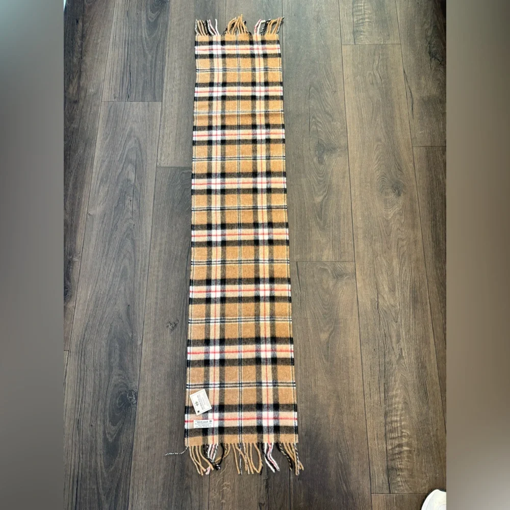 NWT - John Hanly Ireland Merino Luxury Wool Scarf Classic Carmel Tartan